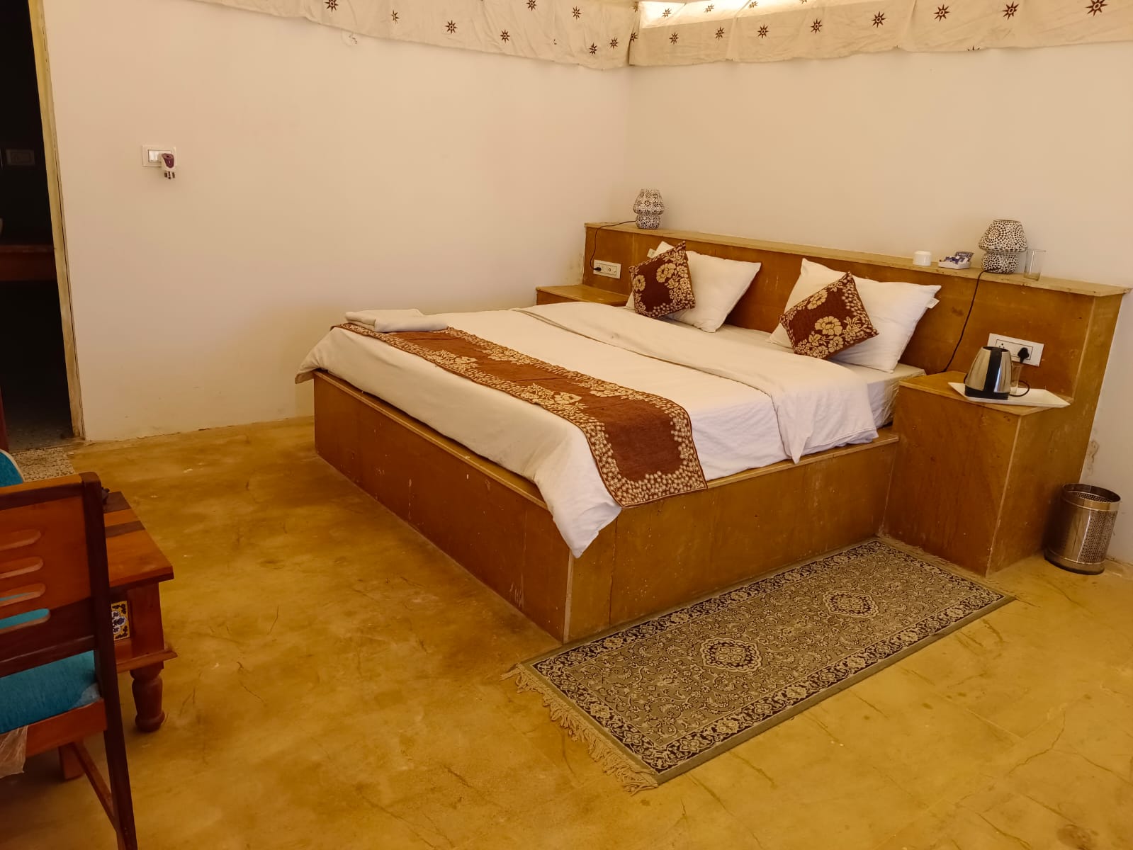  Signature Tent at Art of Dunes
